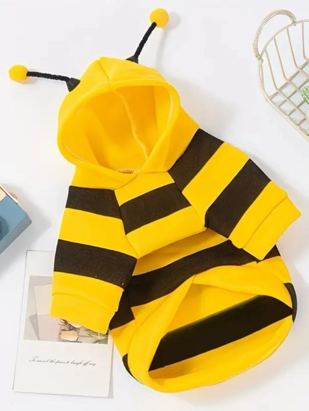 Adorably Sweet Bumblebee Dog Hoodie Costume – Size Small (S) 🐝💛🖤